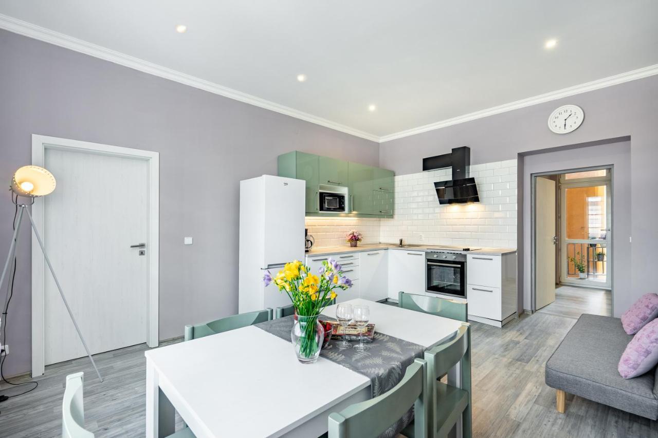 Apartment Happy Family Карловы Вары Экстерьер фото