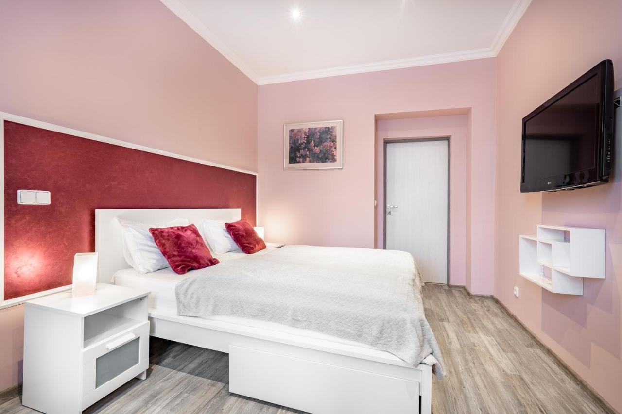 Apartment Happy Family Карловы Вары Экстерьер фото
